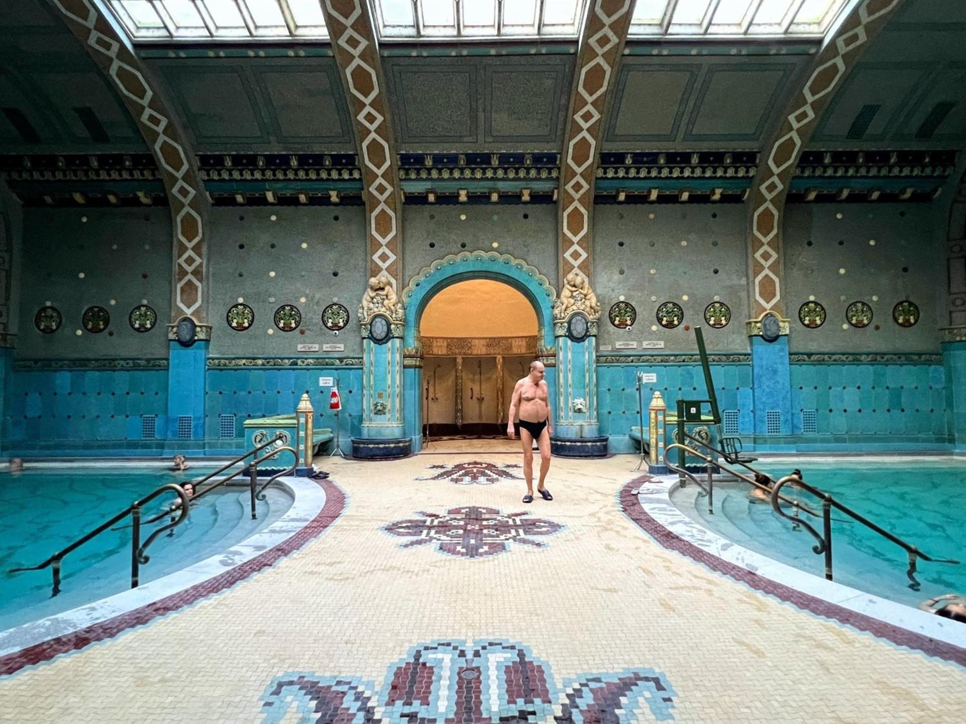 Discover Your Budapest Retreat-Walk To Parliament Esterno foto